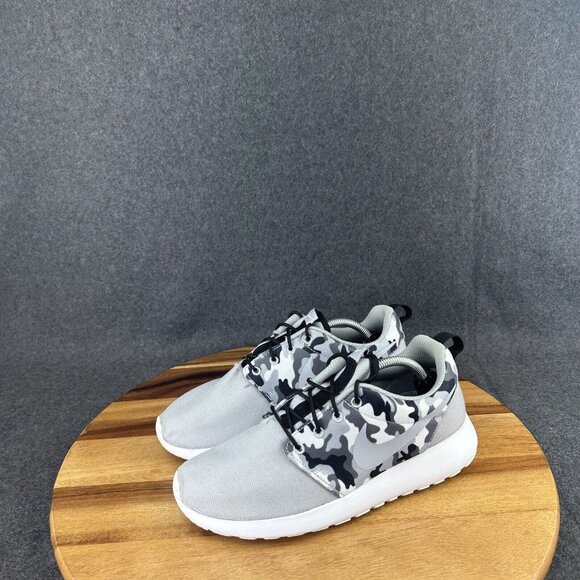 Nike Men's Roshe One SE Wolf Grey Black Camo Running Shoes 844687-013 Size 6.5 - Picture 5 of 12